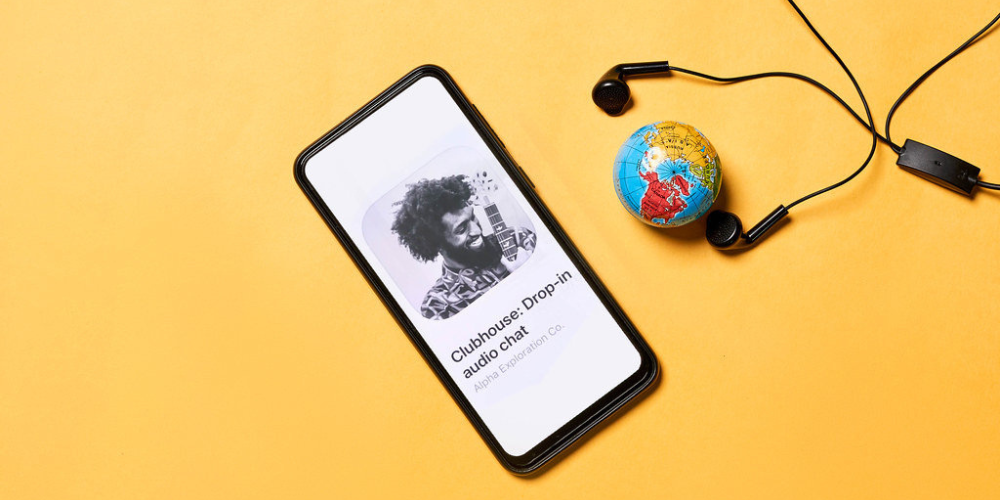 Exploring Clubhouse: The Voice Chat App Revolutionizing Communication